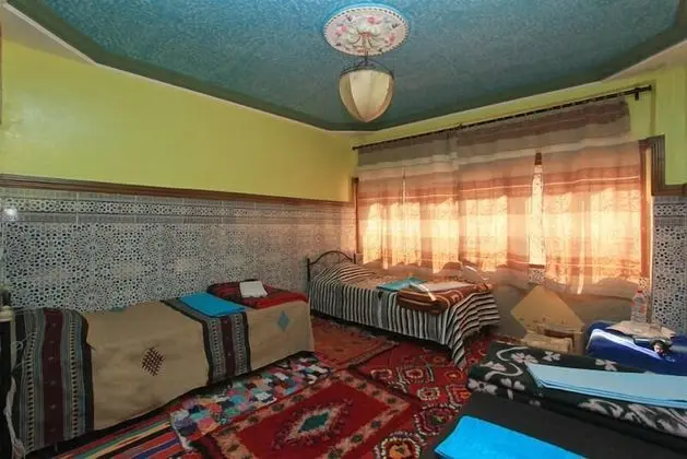 Traditional Tek Büyük veya İki Ayrı Yataklı Oda, Ortak Banyo