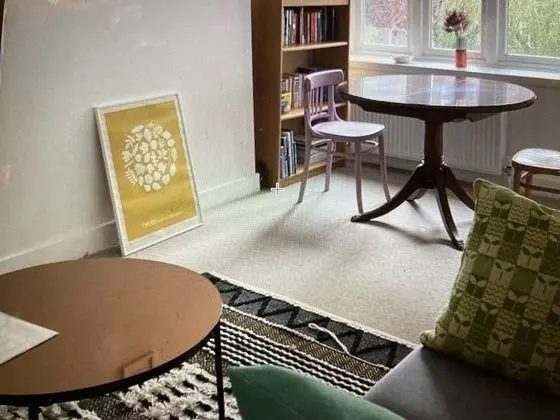 Apart Daire, 1 Büyük (Queen) Boy Yatak