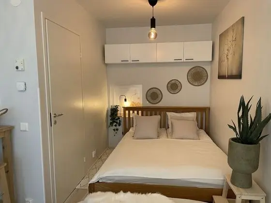 Apart Daire, 1 Büyük (Queen) Boy Yatak