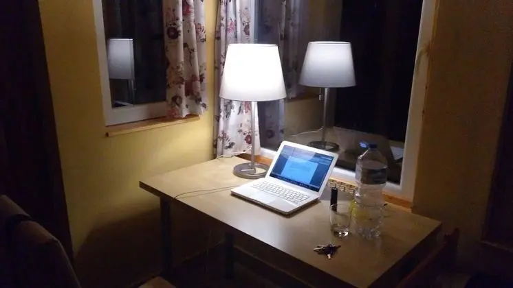 Ev, 1 Büyük (Queen) Boy Yatak