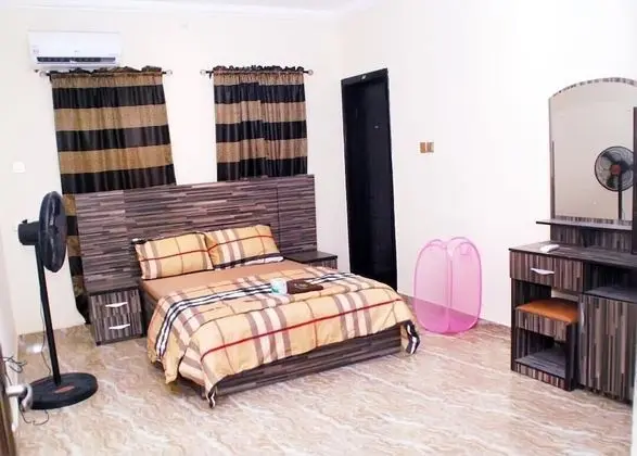 Apart Daire, 2 Büyük (Queen) Boy Yatak