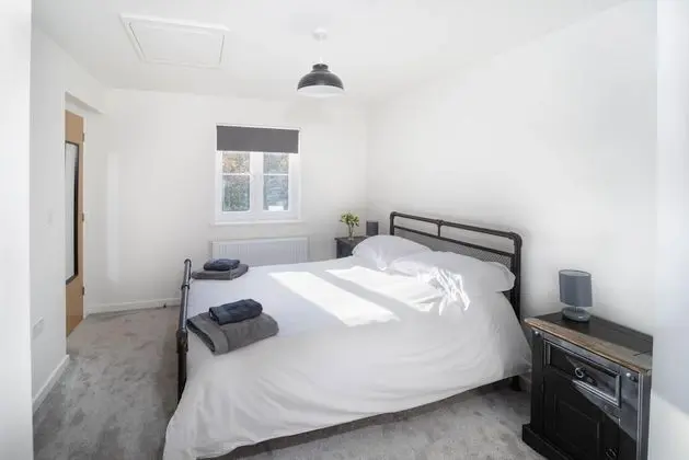 Ev (3 Bedrooms)