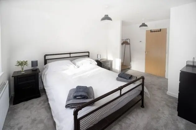 Ev (3 Bedrooms)