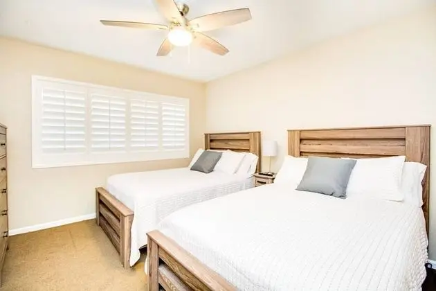 Ev (5 Bedrooms)