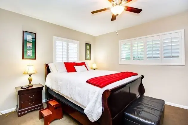 Ev (5 Bedrooms)