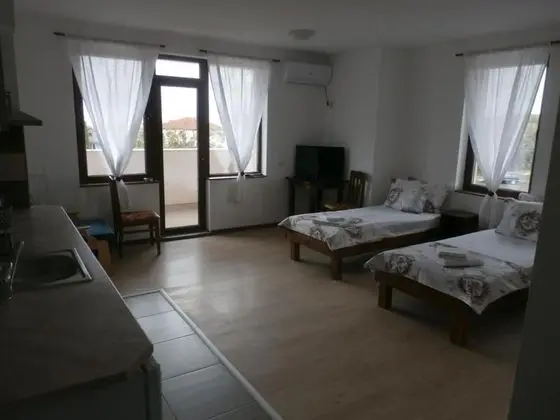 Apart Daire, 2 Tek Kişilik Yatak