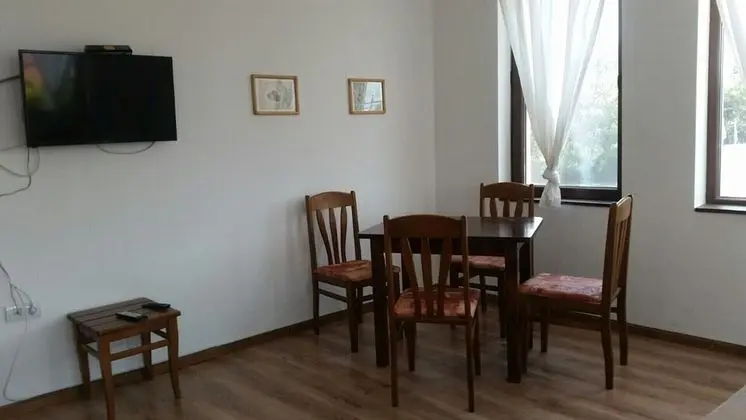 Apart Daire, 2 Tek Kişilik Yatak