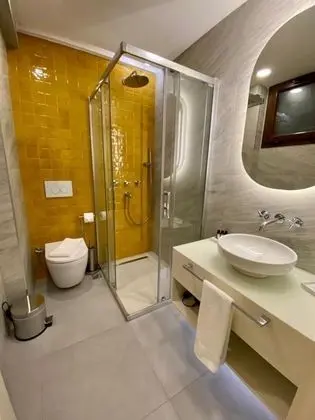 Standart Oda, Sokak Manzaralı, Balkonsuz