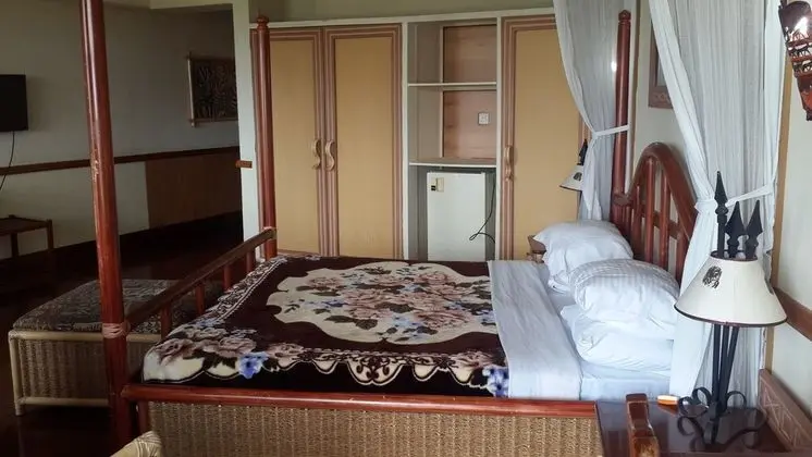 Standard Tek Büyük Yataklı Oda