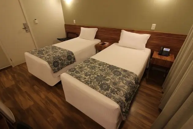 Luxury İki Ayrı Yataklı Oda