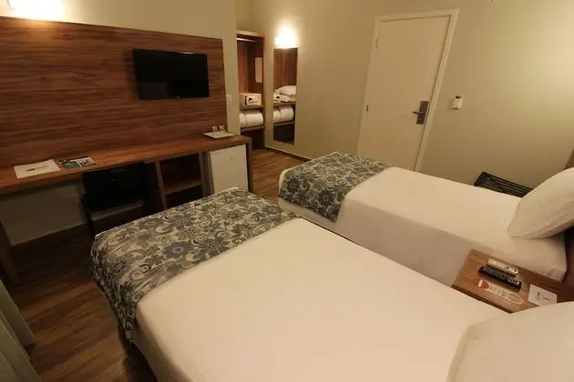 Luxury İki Ayrı Yataklı Oda