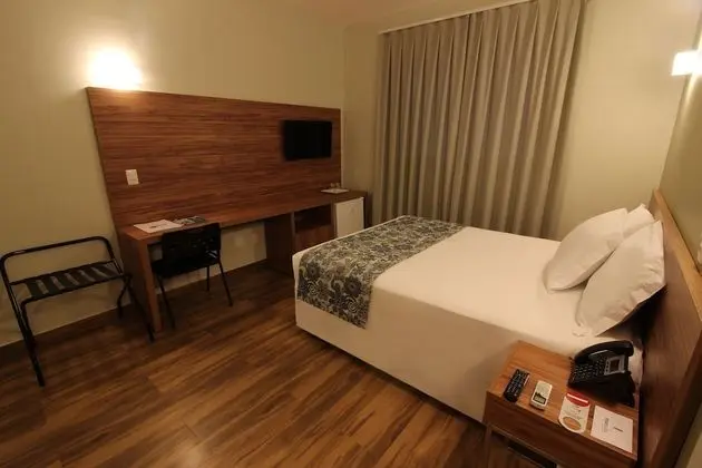 Luxury Tek Büyük Yataklı Oda