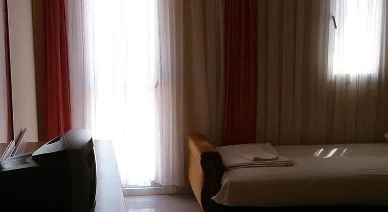 Standart Oda, Bahçe Manzaralı