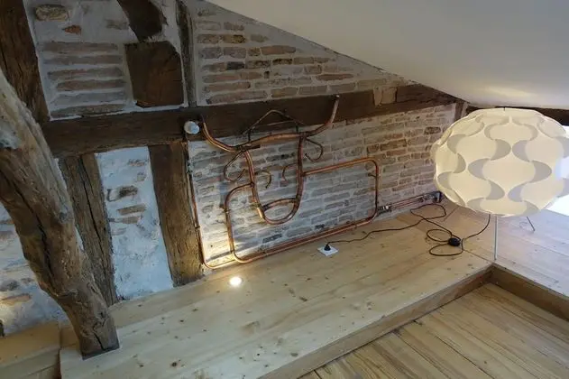 Standard Tek Büyük Yataklı Oda, Özel Banyo, Şehir Manzaralı (Chambre cuivre)