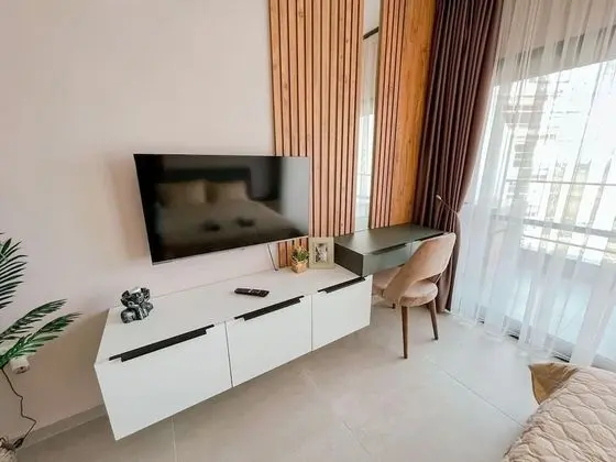 Apart Daire, 1 Büyük (Queen) Boy Yatak ve Çekyat
