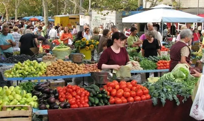 Apart Daire, 1 Büyük (Queen) Boy Yatak ve Çekyat