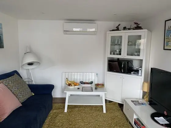Kır Evi, 1 Büyük (Queen) Boy Yatak ve Çekyat