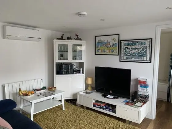 Kır Evi, 1 Büyük (Queen) Boy Yatak ve Çekyat