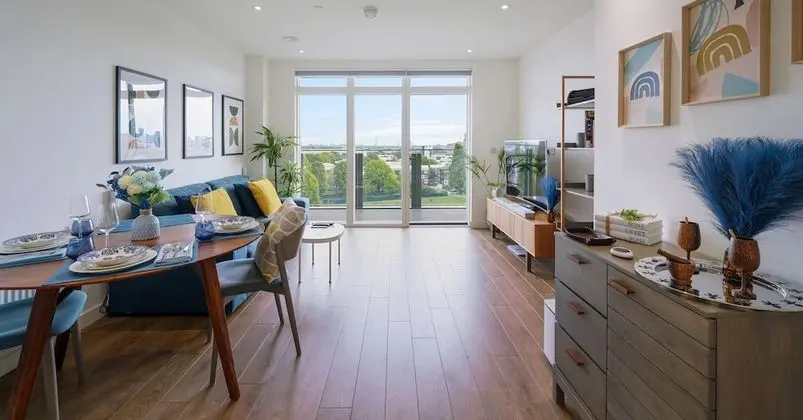 Apart Daire, 1 Büyük (Queen) Boy Yatak