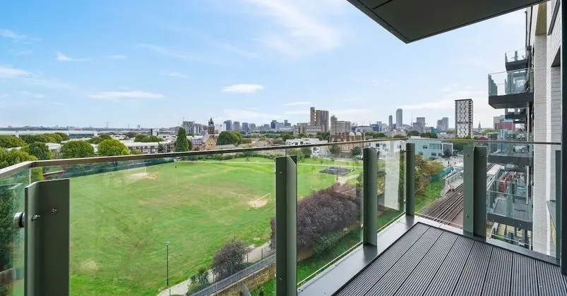 Apart Daire, 1 Büyük (Queen) Boy Yatak