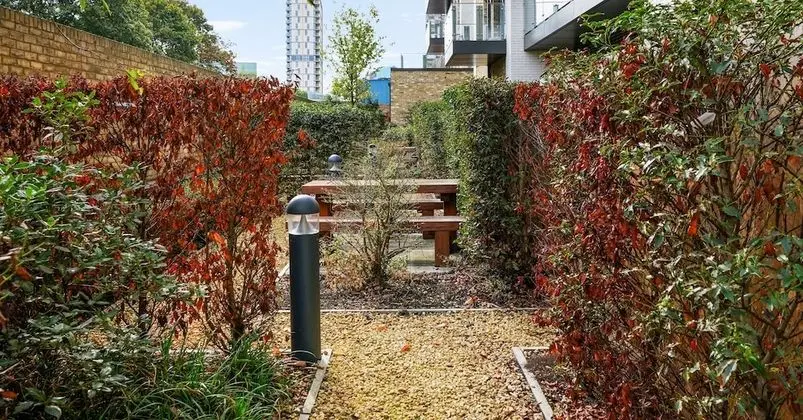 Apart Daire, 1 Büyük (Queen) Boy Yatak