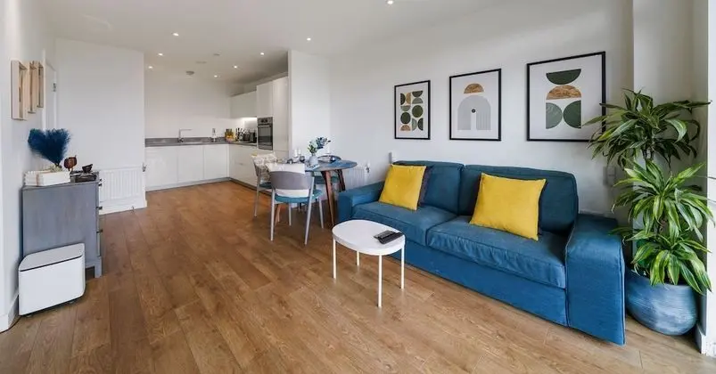 Apart Daire, 1 Büyük (Queen) Boy Yatak