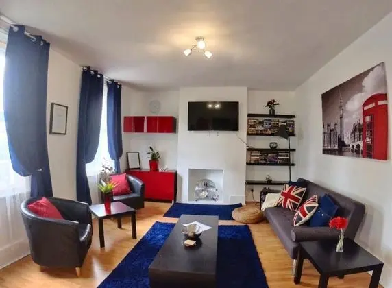 Apart Daire, 2 Büyük (Queen) Boy Yatak