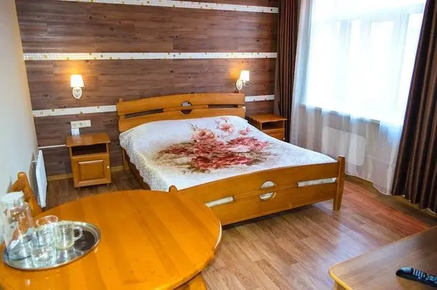 Luxury Tek Büyük Yataklı Oda