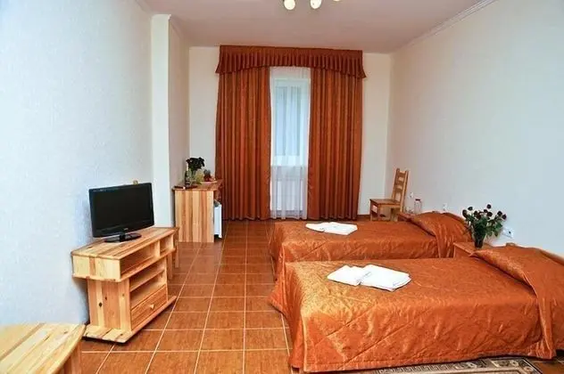 Standard Tek Büyük veya İki Ayrı Yataklı Oda