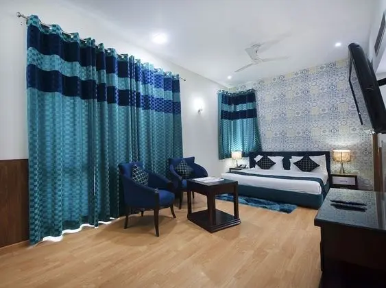 Luxury Stüdyo, 1 En Büyük (King) Boy Yatak, Sigara İçilebilir, Şehir Manzaralı