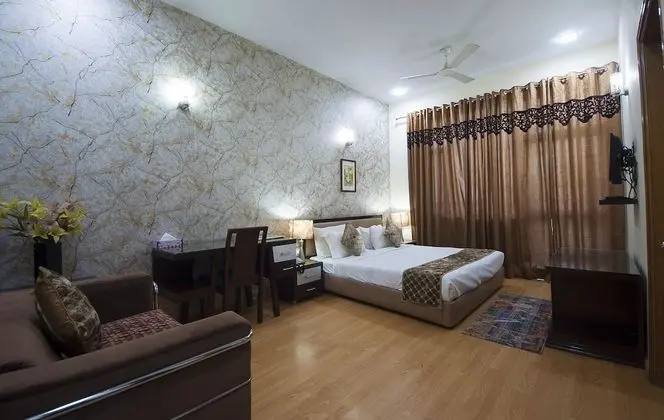 Luxury Stüdyo, 1 En Büyük (King) Boy Yatak, Sigara İçilebilir, Şehir Manzaralı