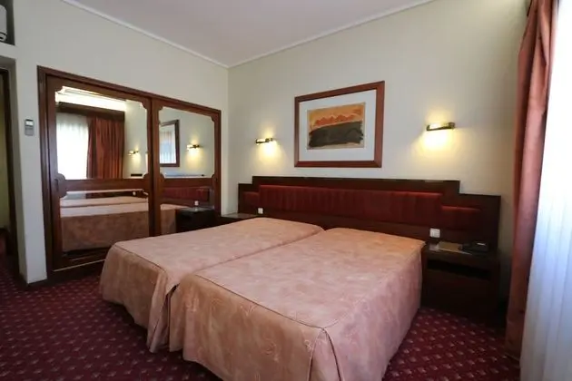 Tek Büyük Yataklı Oda