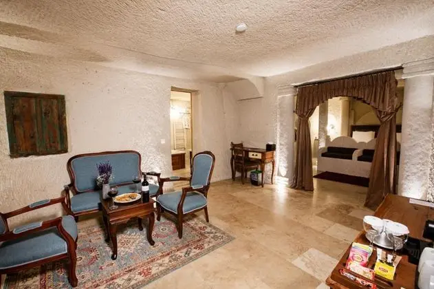 King Suite,    , Jakuzili