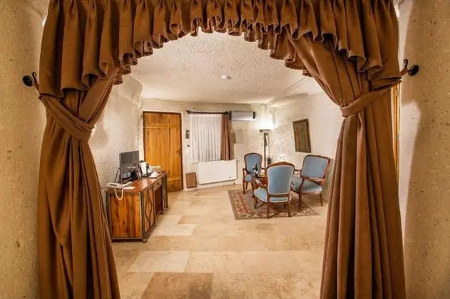 King Suite,    , Jakuzili