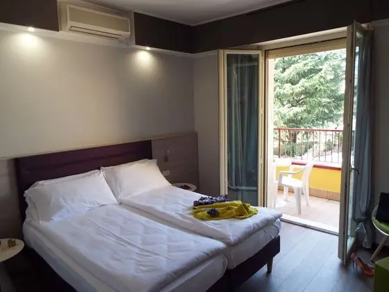 Tek Büyük Yataklı Oda, Bahçe Manzaralı