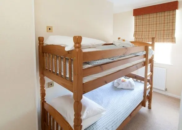 Family Oda (2 Adults & 2 Children)