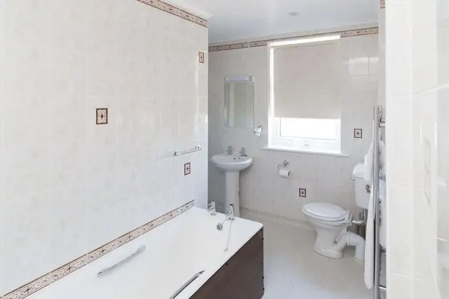 Family Oda (2 Adults & 2 Children)