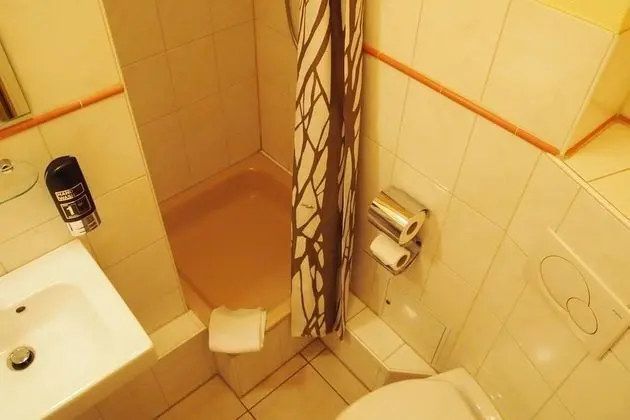 Tek Kişilik Oda