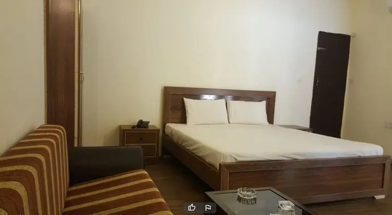 Deluxe Tek Büyük veya İki Ayrı Yataklı Oda