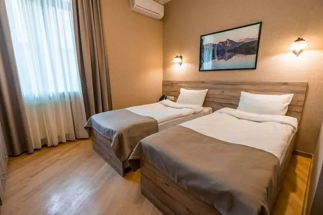 Standard Tek Büyük veya İki Ayrı Yataklı Oda