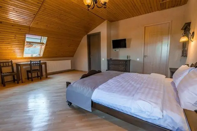 Standard Tek Büyük veya İki Ayrı Yataklı Oda