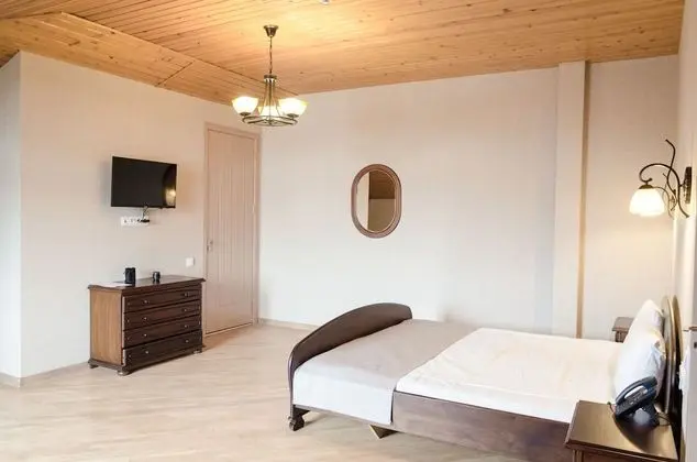 Standard Tek Büyük veya İki Ayrı Yataklı Oda