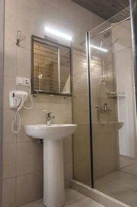 Standard Tek Büyük veya İki Ayrı Yataklı Oda