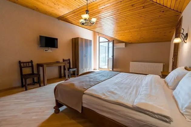 Superior Tek Büyük veya İki Ayrı Yataklı Oda