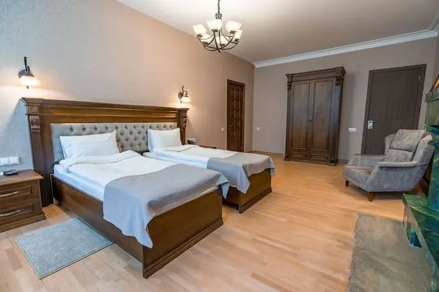 Superior Tek Büyük veya İki Ayrı Yataklı Oda