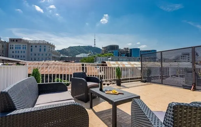 Superior Tek Büyük veya İki Ayrı Yataklı Oda