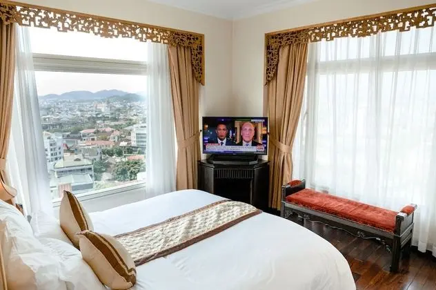 Junior Süit, 1 En Büyük (King) Boy Yatak, Şehir Manzaralı