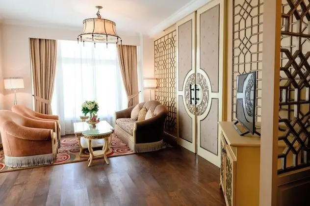 Senior Süit, 1 En Büyük (King) Boy Yatak (Imperial)