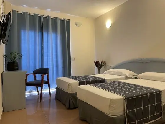 Standard Üç Kişilik Oda