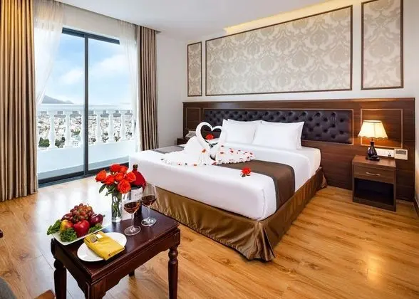 Deluxe Oda, Balkon, Şehir Manzaralı